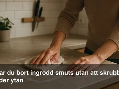 Varm, såpad trasa läggs som kompress på ingrodd smuts på en köksyta